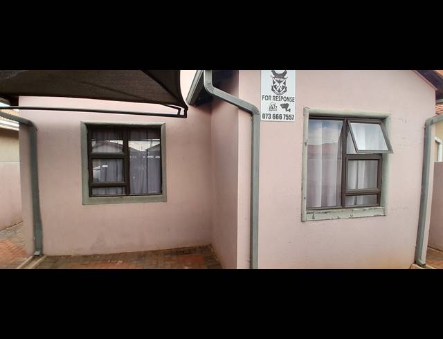 3 BEDROOM HOUSE FOR SALE IN WINDMILL PARK